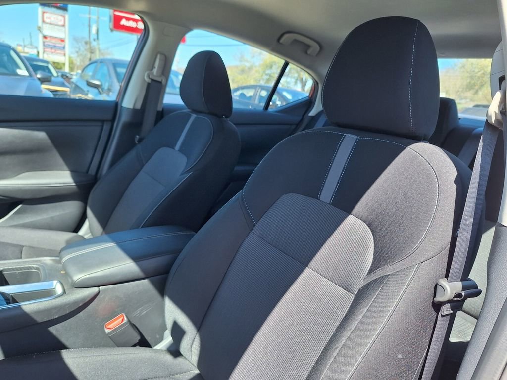 Used 2025 Nissan Sentra SV w/ All-Weather Package image 11