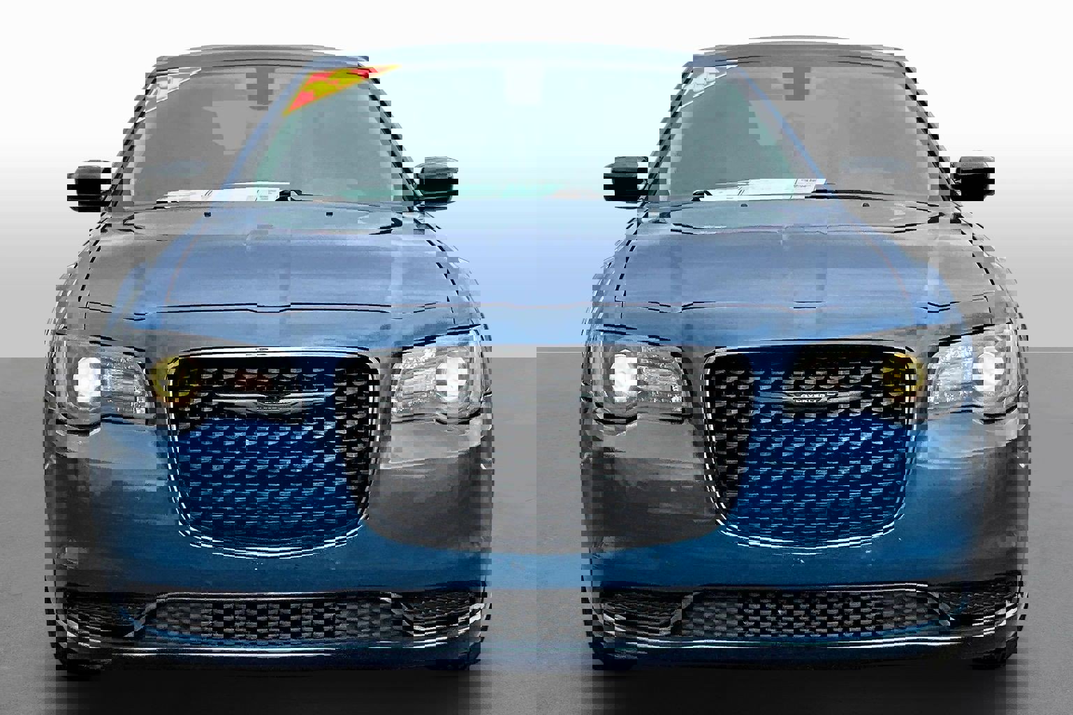 Used 2022 Chrysler 300 Touring w/ Sport Appearance Package RWD image 2