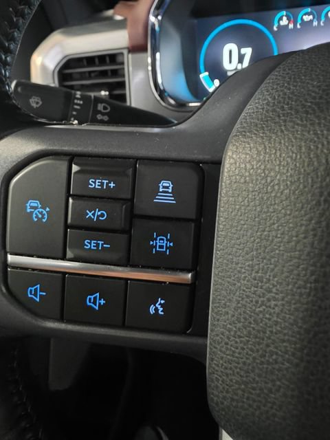 Used 2023 Ford F150 Lariat AWD/4WD image 35