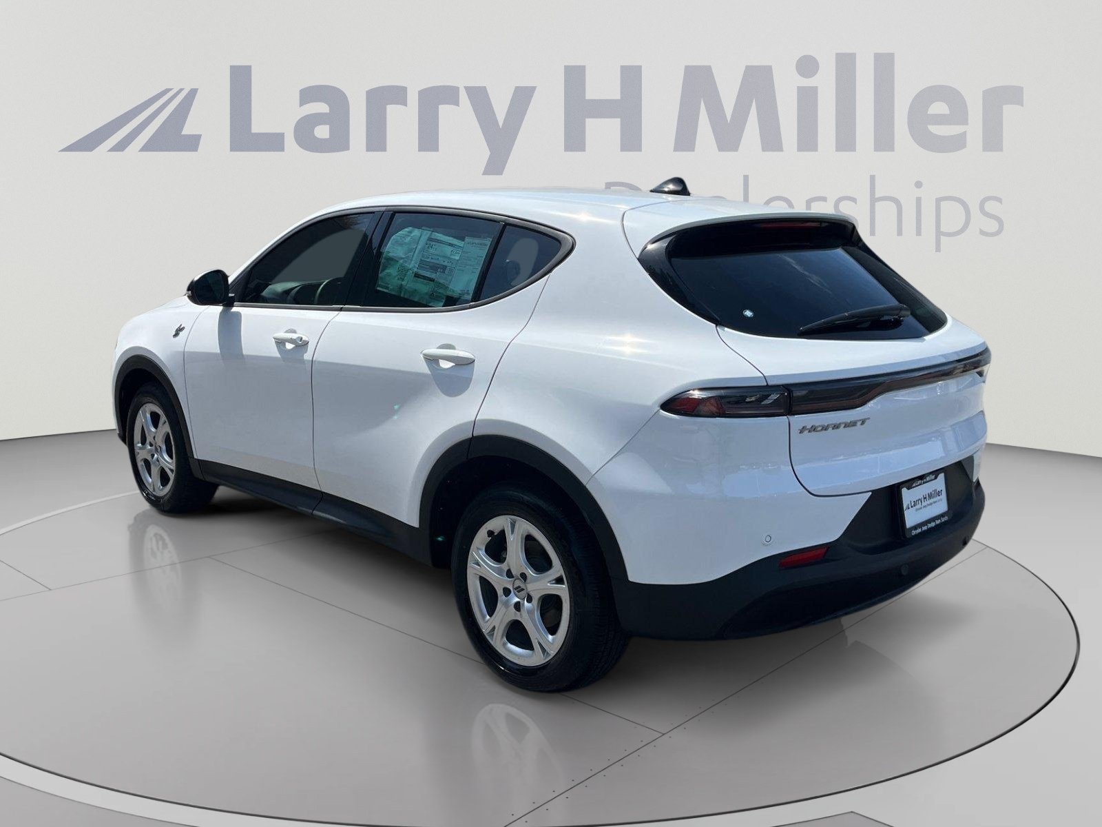 New 2025 Dodge Hornet GT w/ Cold Weather Group AWD/4WD image 3