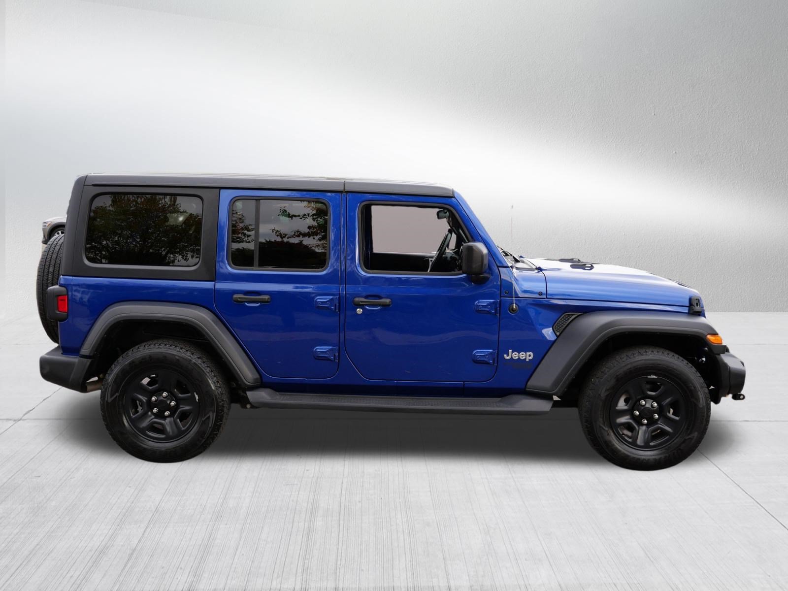 Used 2018 Jeep Wrangler Unlimited Sport AWD/4WD image 8
