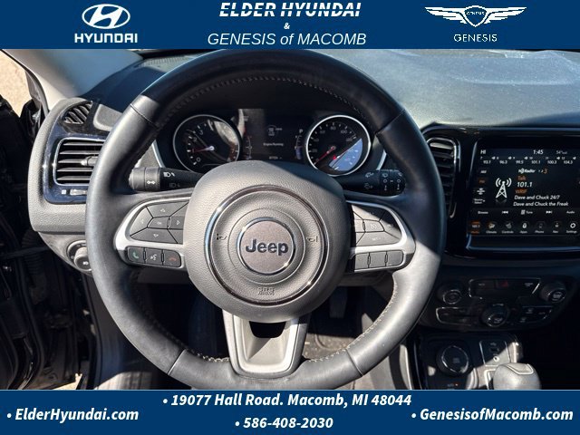 Used 2018 Jeep Compass Limited w/ Navigation Group AWD/4WD image 15