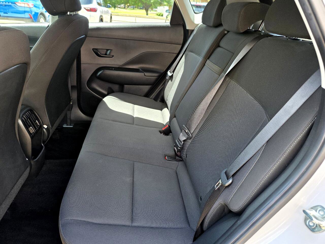 Used 2024 Hyundai Kona SEL image 24