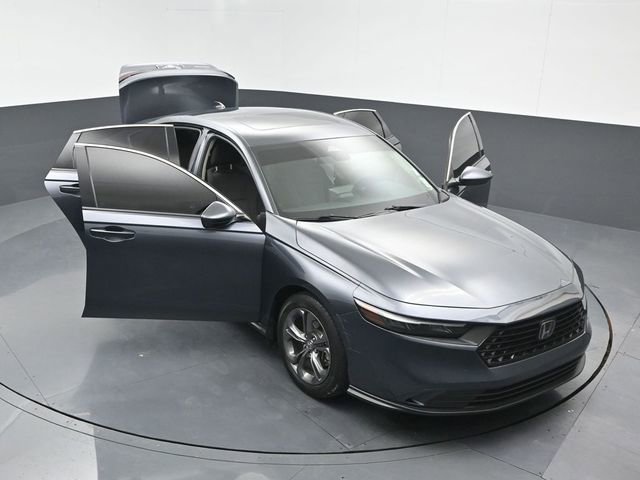 Used 2023 Honda Accord EX image 25