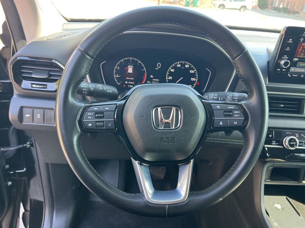 Used 2023 Honda Pilot EX-L image 16