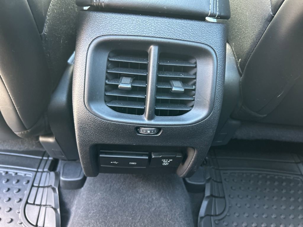 Used 2019 Jeep Cherokee Limited image 35