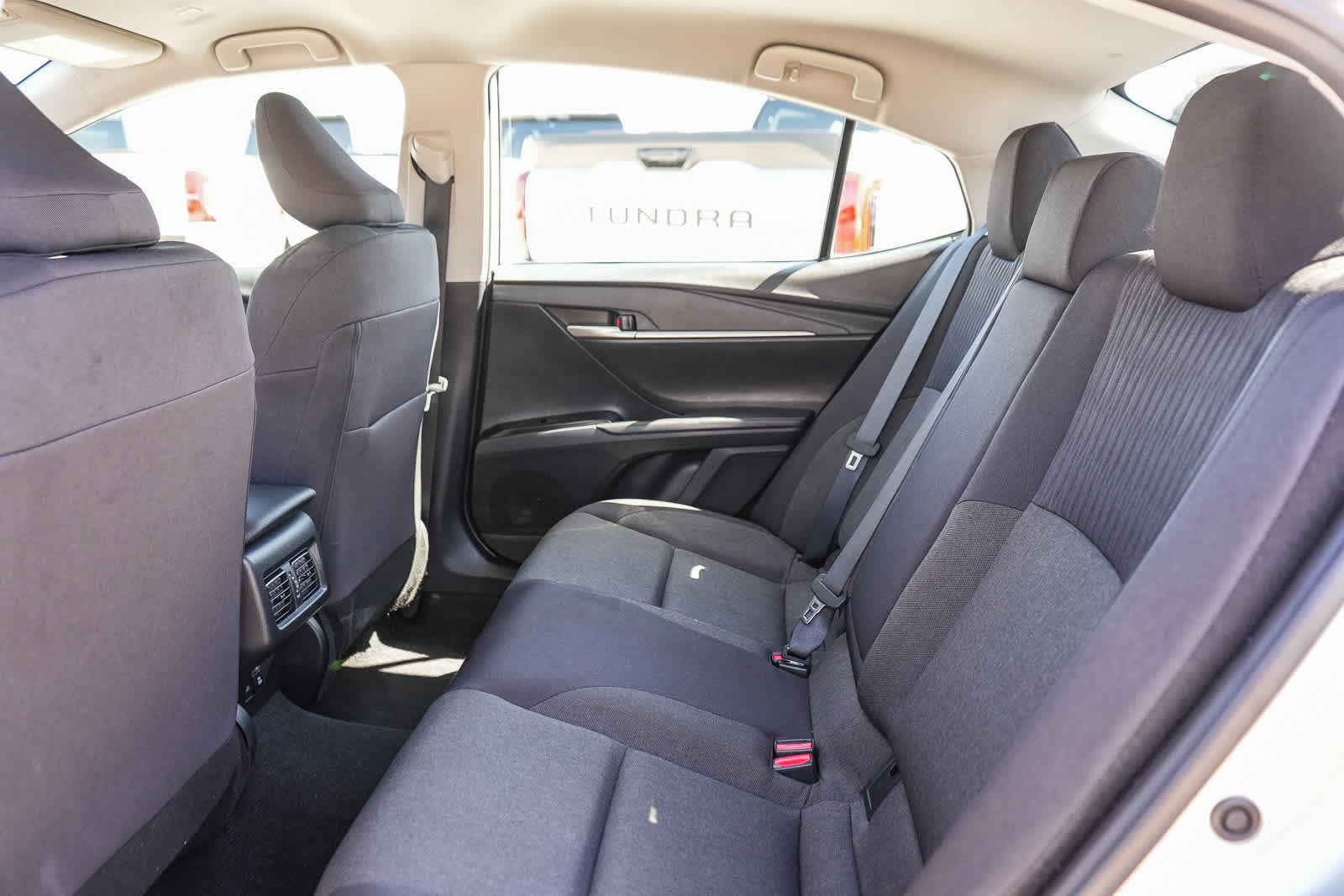 Used 2025 Toyota Camry LE FWD image 18