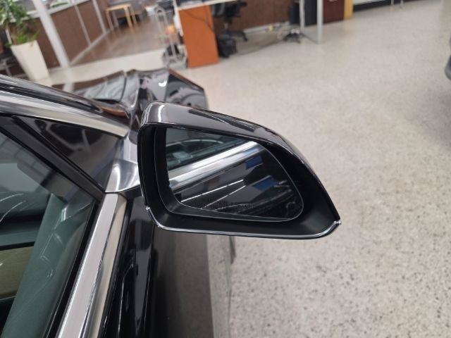 Used 2019 Tesla Model 3 Mid Range RWD image 36