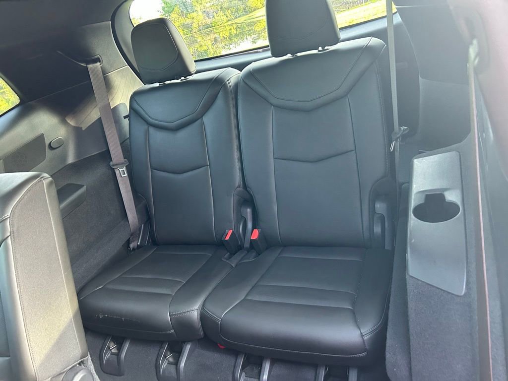 Used 2021 Cadillac XT6 Premium Luxury image 12