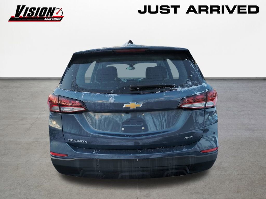 Used 2024 Chevrolet Equinox LS w/ Driver Confidence II Package image 6