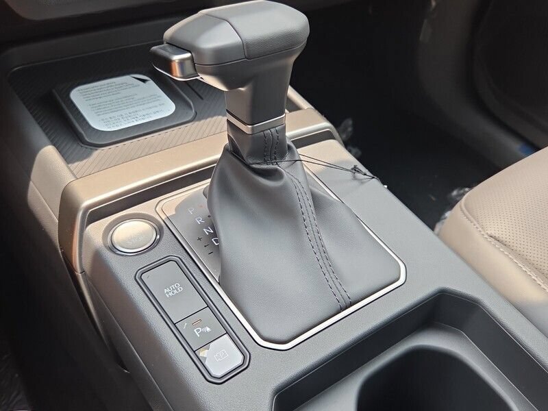 New 2027 Kia Seltos EX w/ EX Panoramic Sunroof Package FWD image 8