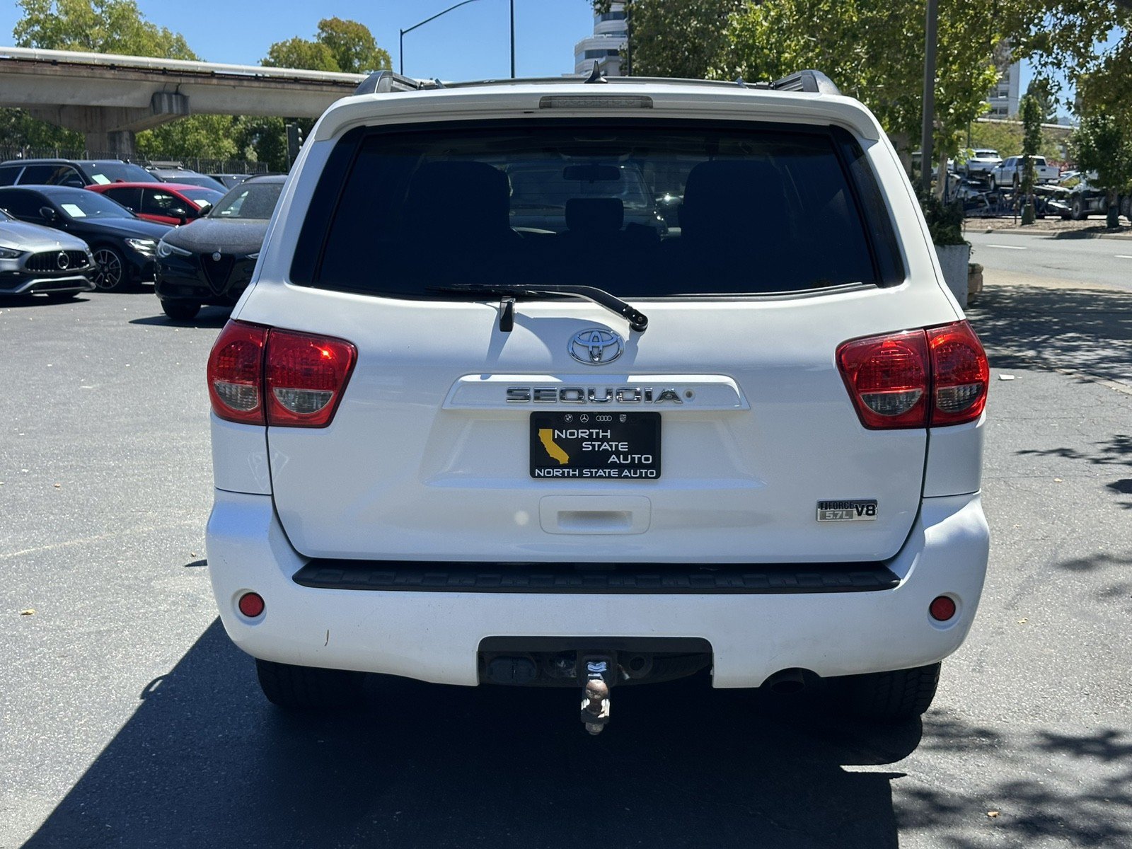 Used 2015 Toyota Sequoia SR5 AWD/4WD image 10