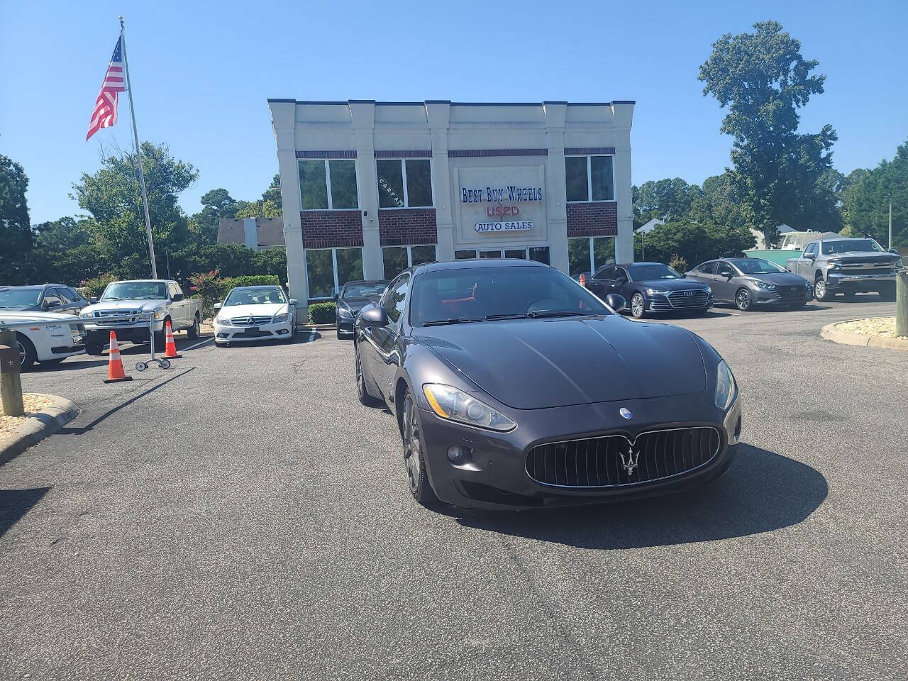 Used 2010 Maserati GranTurismo Coupe RWD image 1