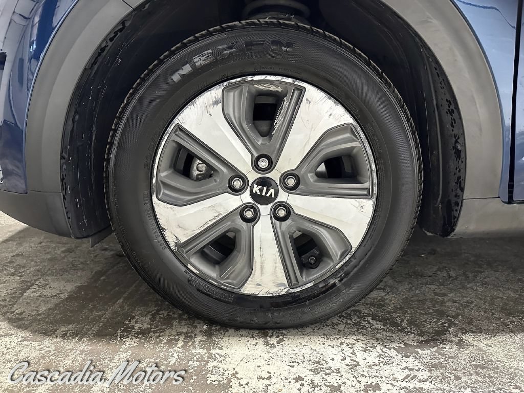 Used 2019 Kia Niro LX FWD image 27