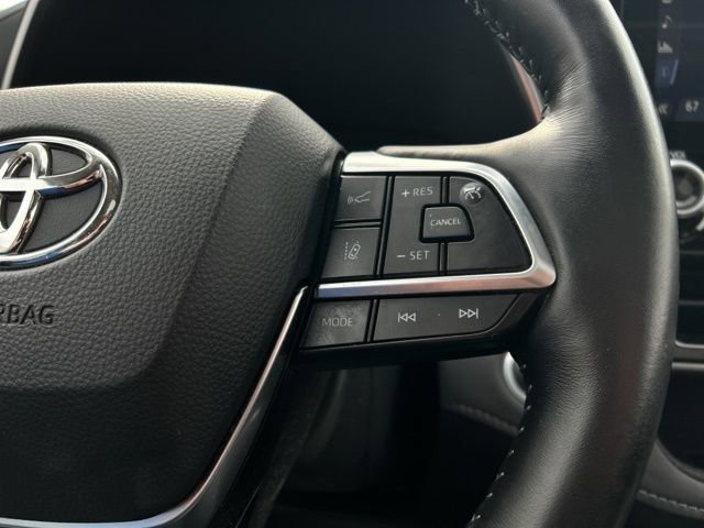 Used 2020 Toyota Highlander Limited image 38