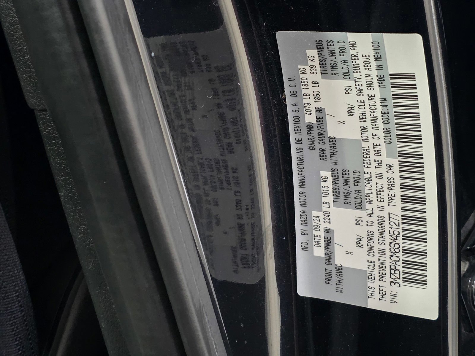 Used 2025 MAZDA MAZDA3 s FWD image 35