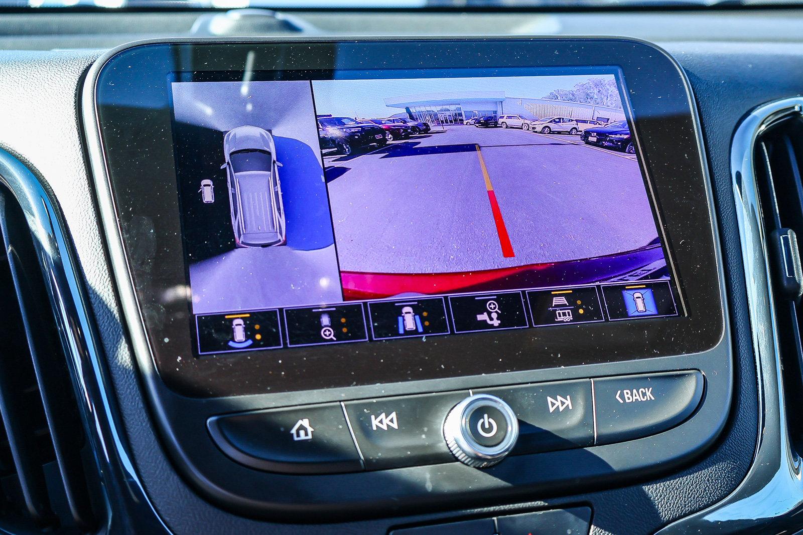 Used 2024 Chevrolet Equinox RS w/ RS Leather Package FWD image 5
