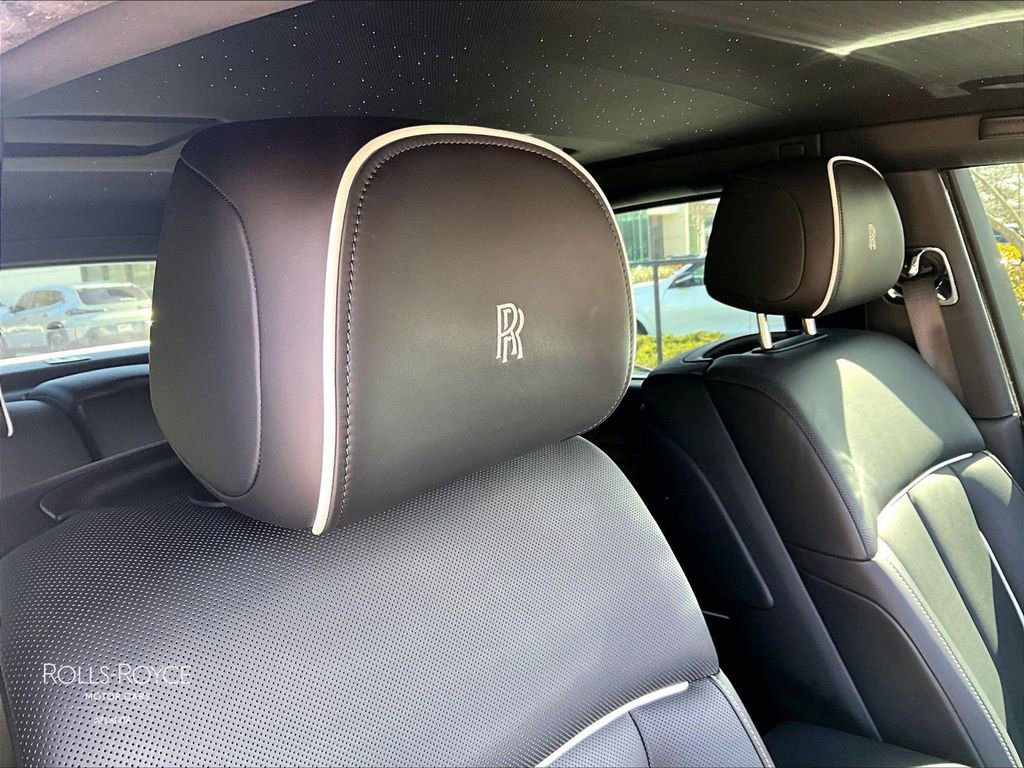 Used 2020 Rolls-Royce Phantom Sedan RWD image 34