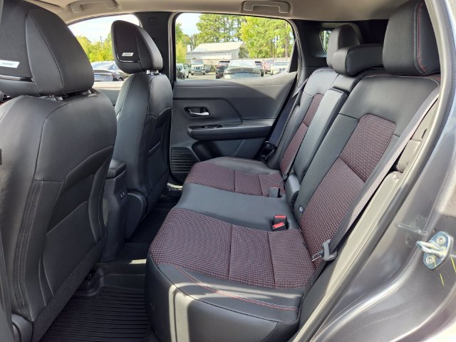 New 2027 Nissan Kicks SR w/ SR Premium Package FWD image 13