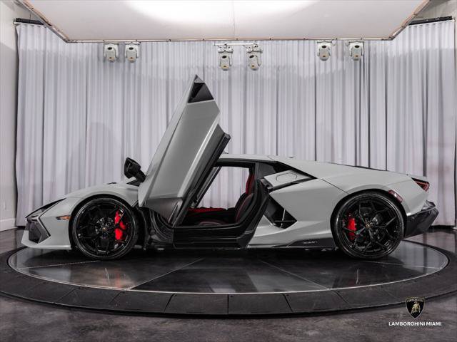 Used 2024 Lamborghini Revuelto AWD/4WD image 14
