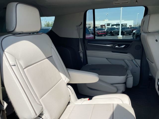 Used 2022 GMC Yukon XL Denali image 17