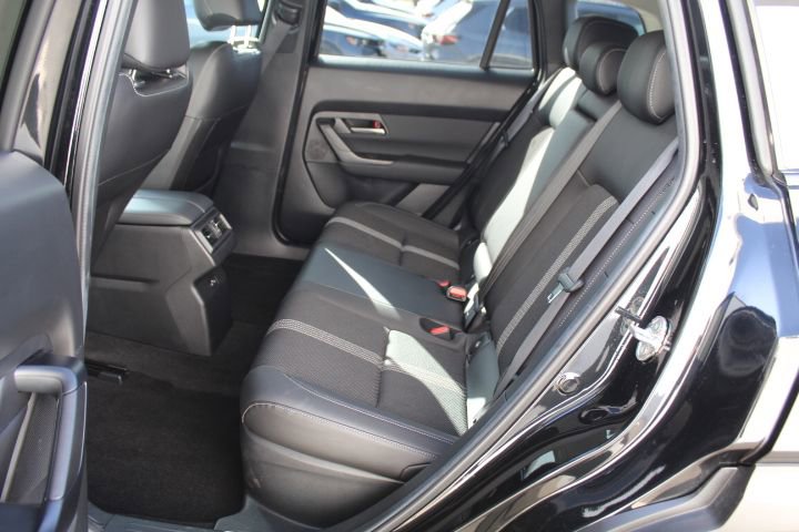 Certified 2025 MAZDA CX-50 2.5 Hybrid w/ Preferred Pkg image 31