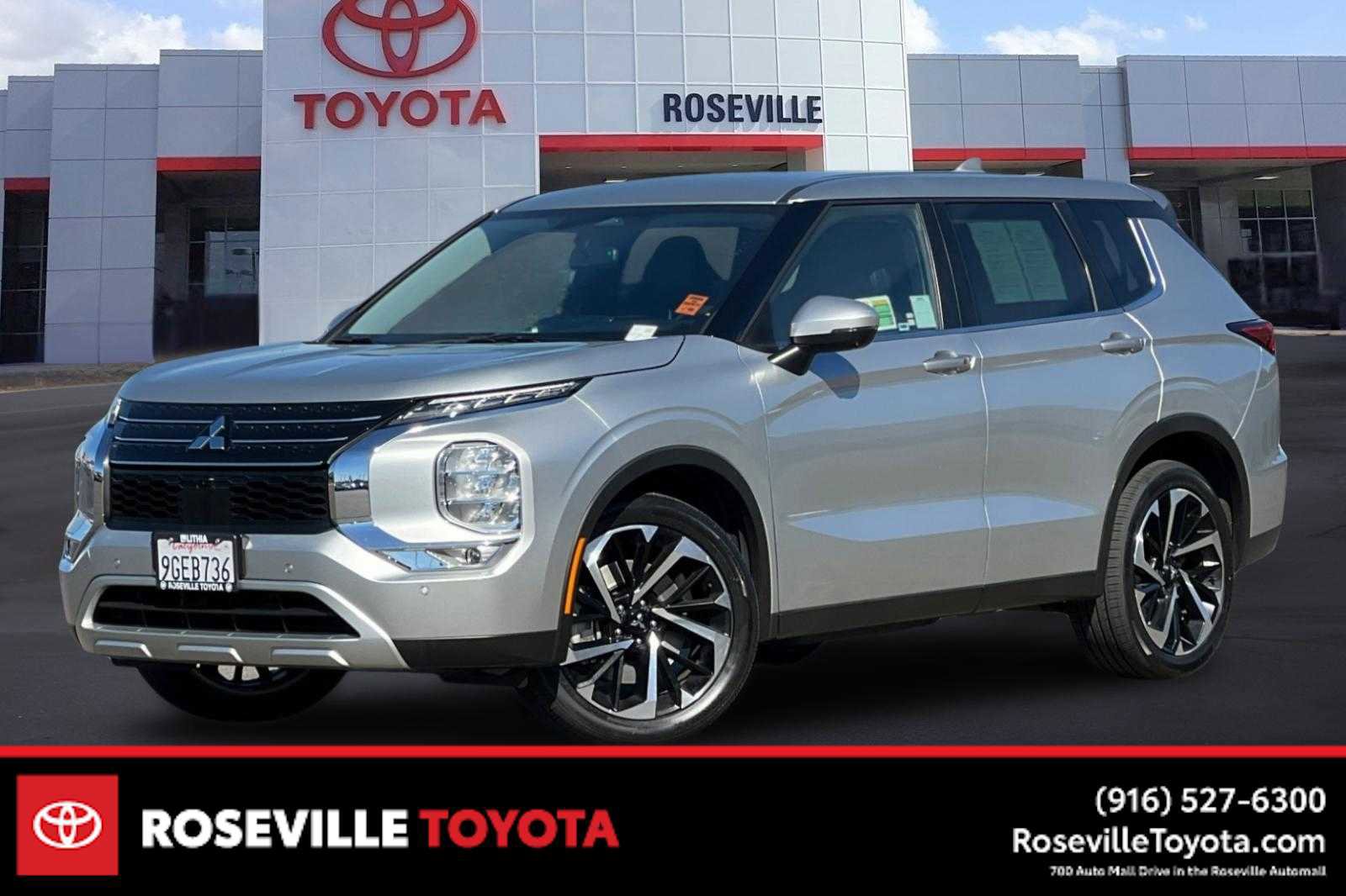 Used 2023 Mitsubishi Outlander SE video 1