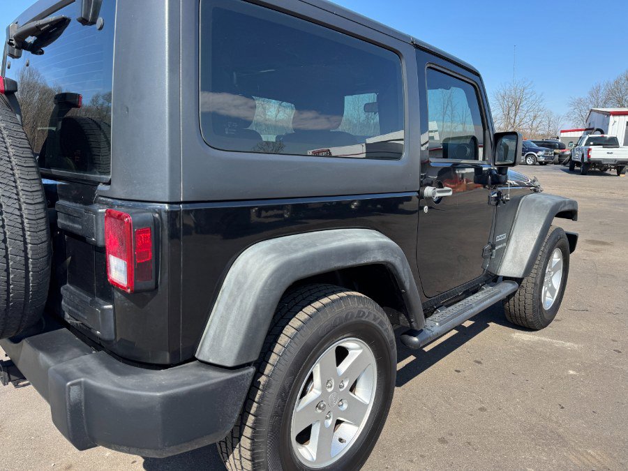 Used 2012 Jeep Wrangler Sport w/ Connectivity Group AWD/4WD image 11