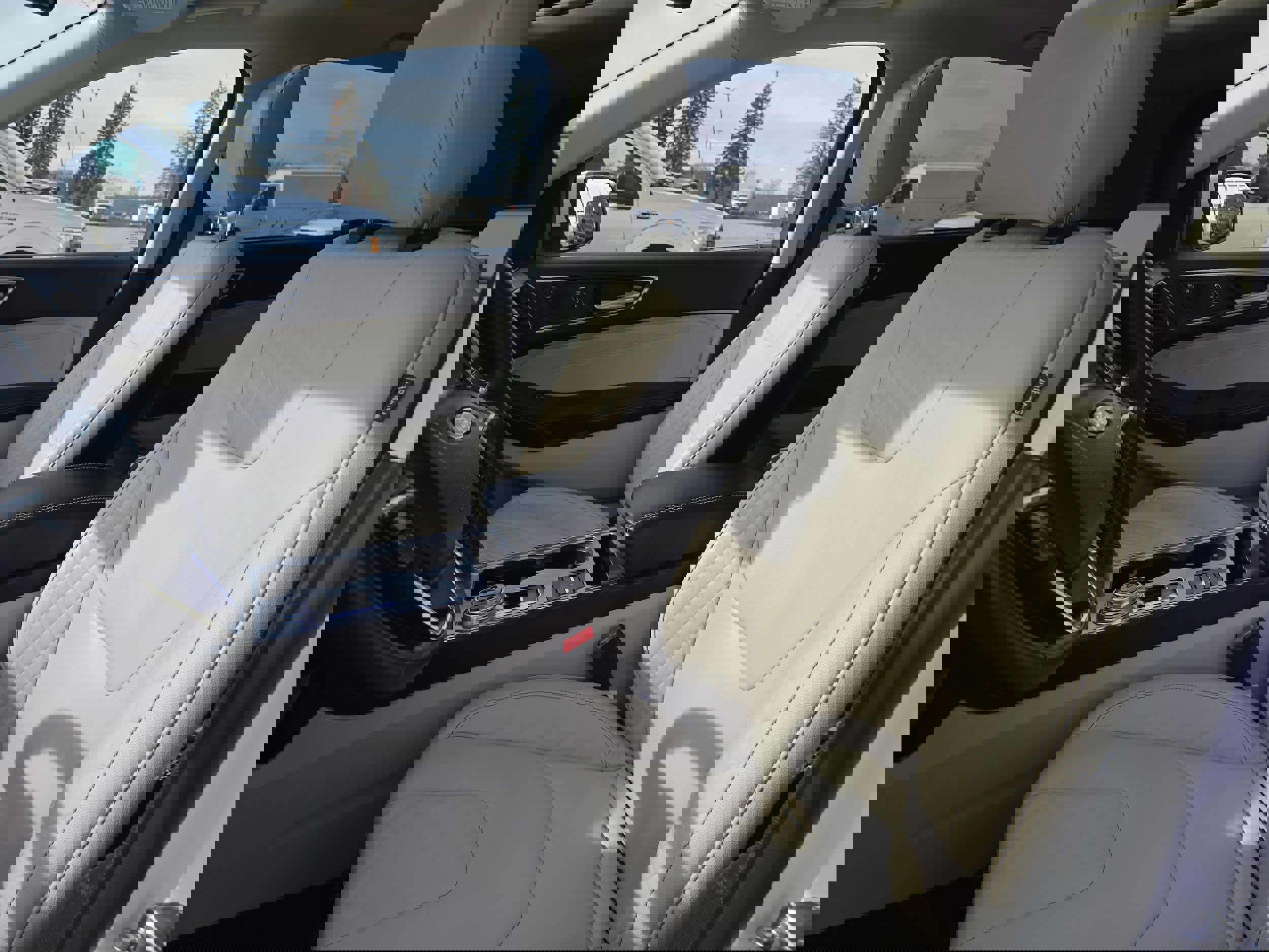 Certified 2023 Ford Edge Titanium AWD/4WD image 23