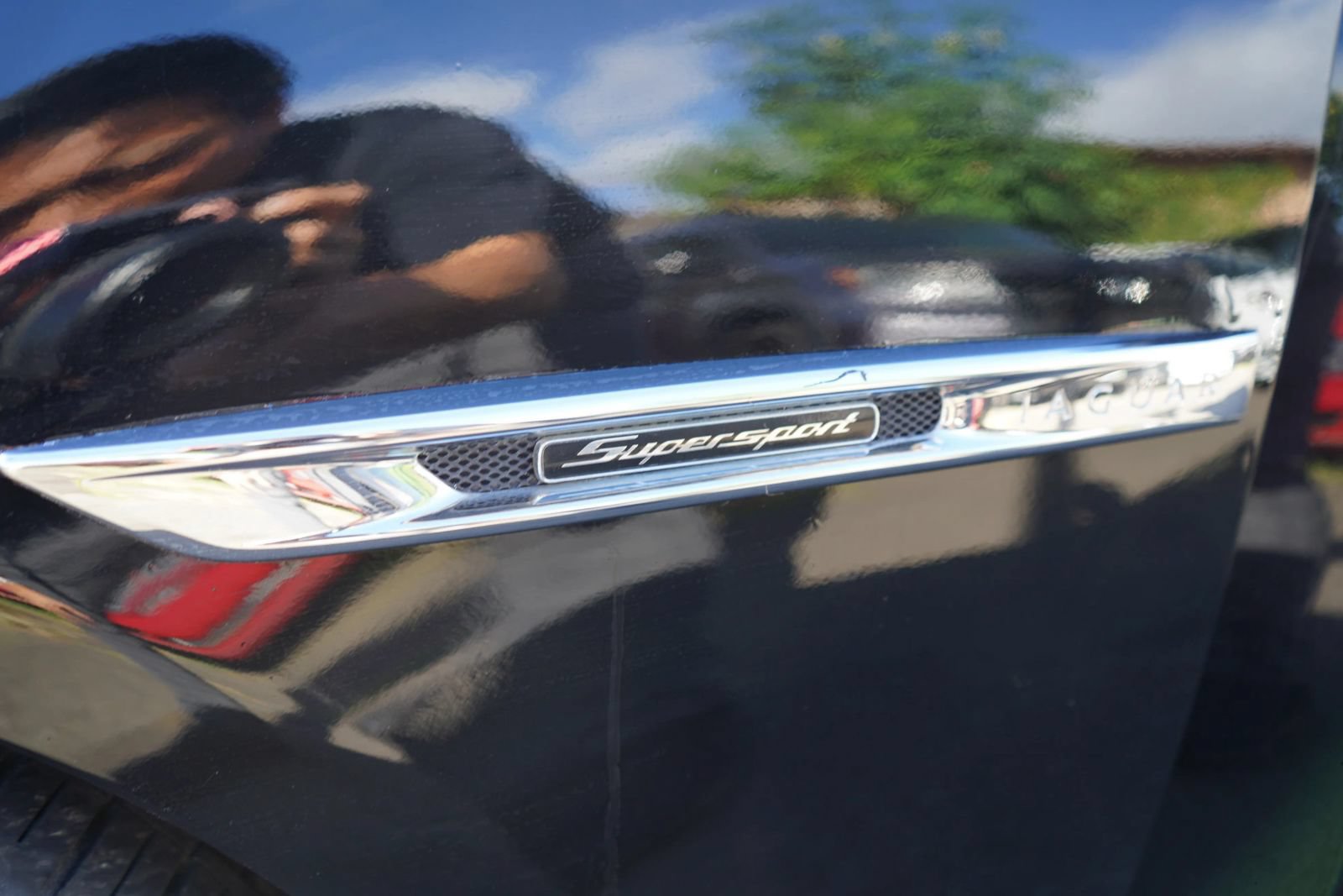 Used 2011 Jaguar XJ L Supersport RWD image 19