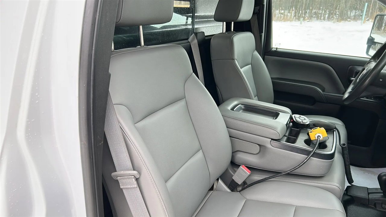 Used 2015 GMC Sierra 3500 4x4 Regular Cab w/ Sierra Convenience Package image 52