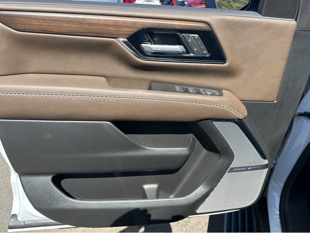 New 2026 GMC Yukon XL Denali Ultimate AWD/4WD image 25