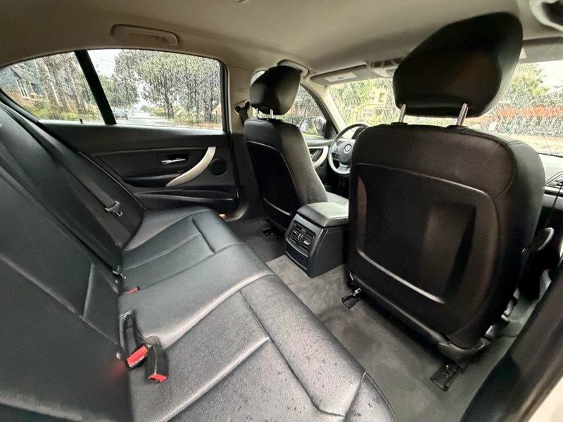 Used 2014 BMW 320i Sedan RWD image 37