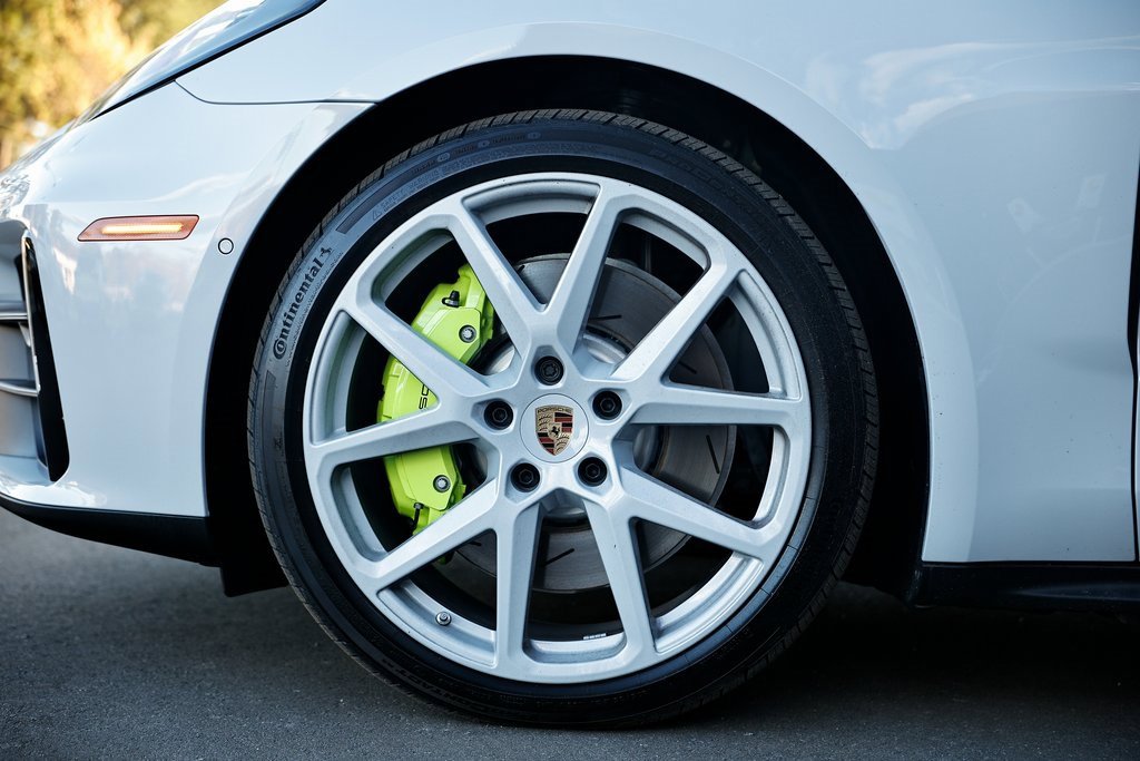 New 2026 Porsche Panamera 4 image 14