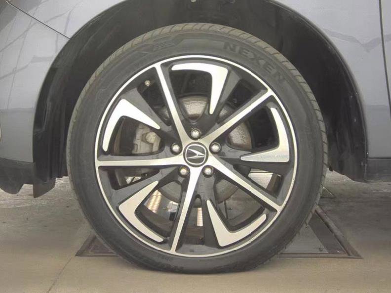 Used 2020 Acura RDX AWD w/ Advance Package image 4