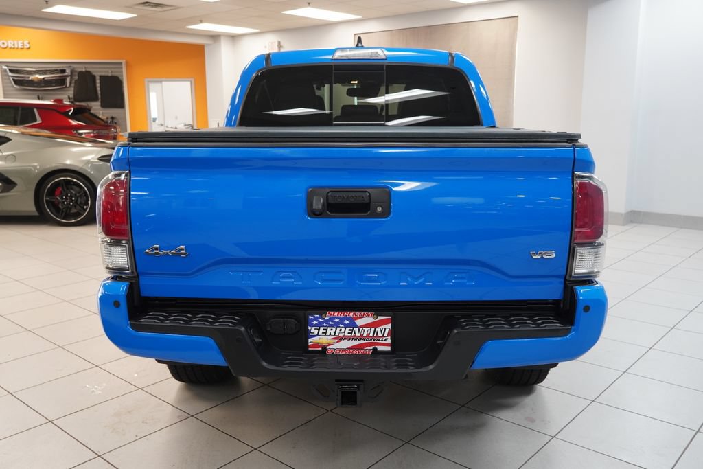 Used 2021 Toyota Tacoma Limited AWD/4WD image 9