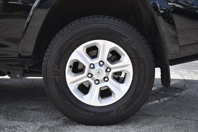 Used 2024 Toyota 4Runner SR5 RWD image 33