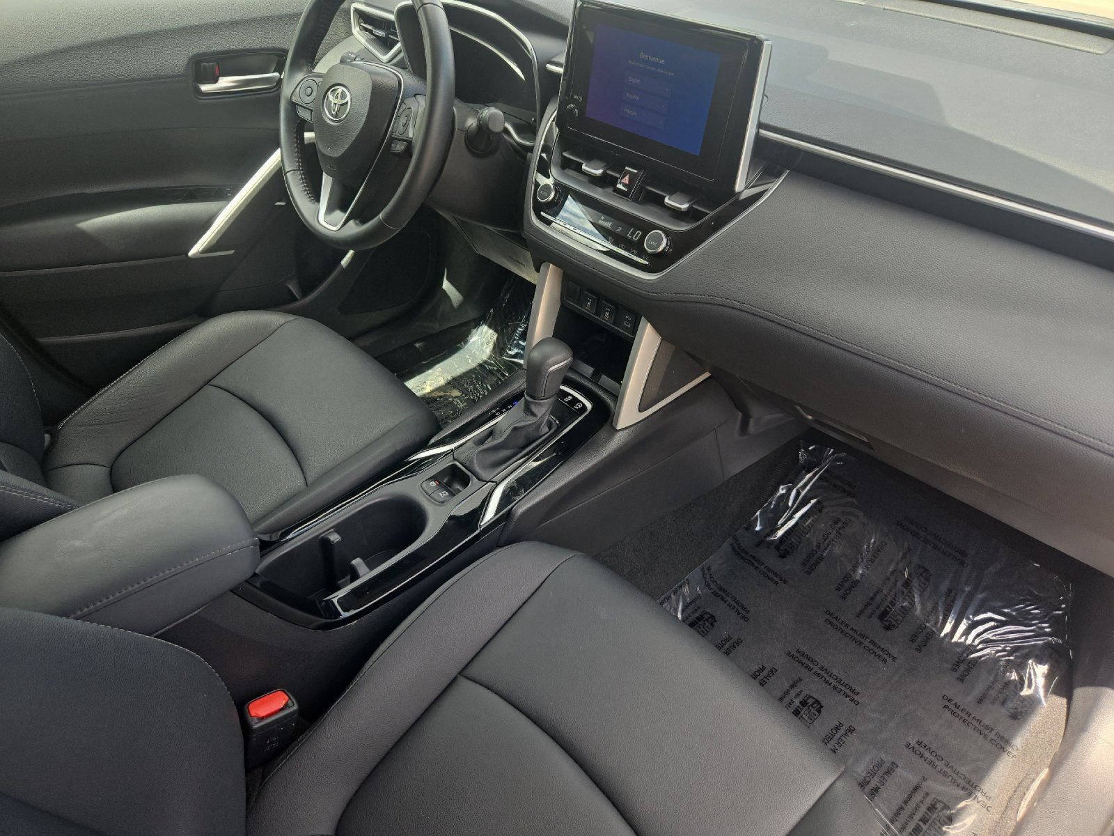 Certified 2025 Toyota Corolla Cross XLE FWD image 15