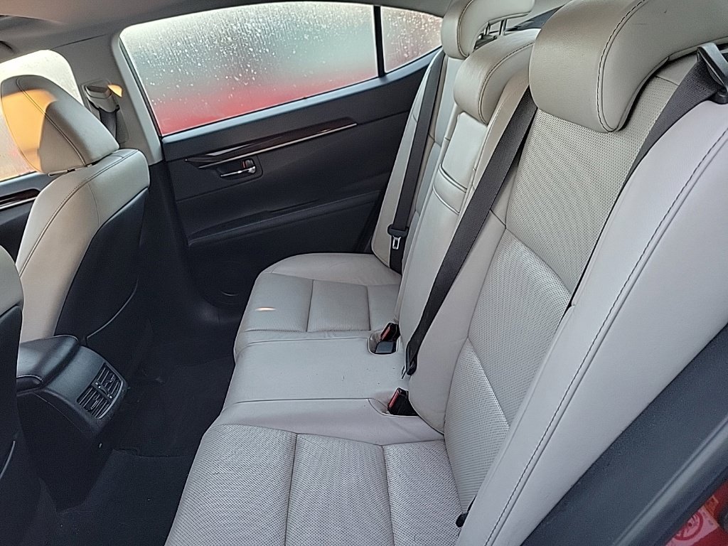 Used 2013 Lexus ES 350 w/ Luxury Pkg FWD image 15