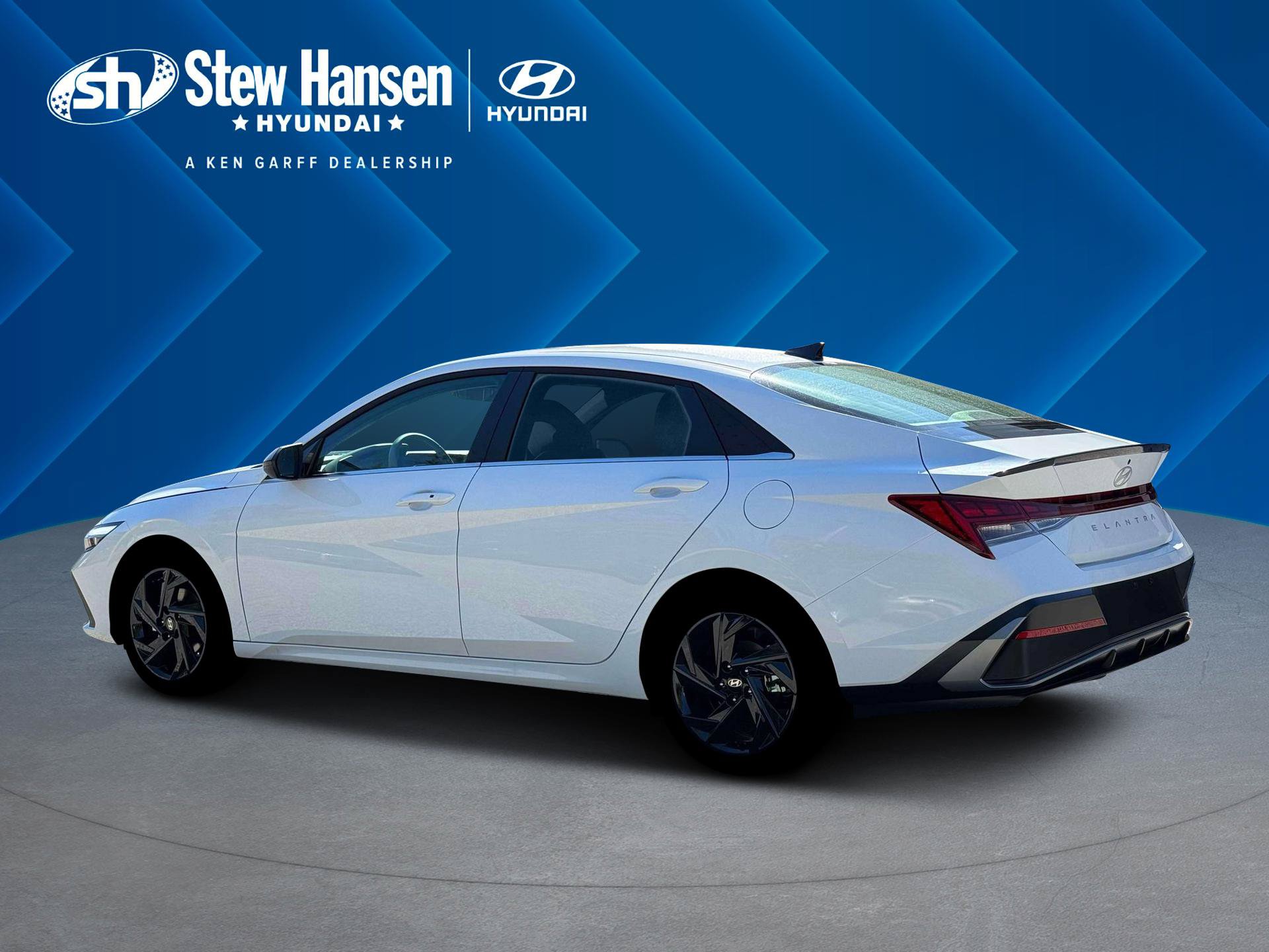 New 2026 Hyundai Elantra SEL Sport Premium FWD image 5