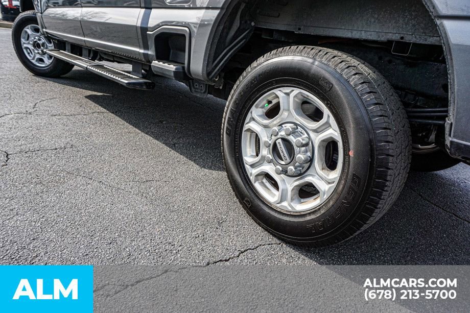 Used 2025 Ford F250 XLT image 15