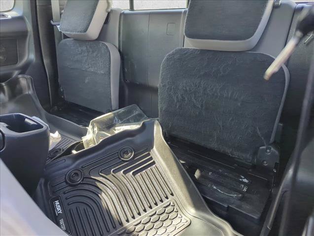 Used 2022 Toyota Tacoma SR5 AWD/4WD image 14