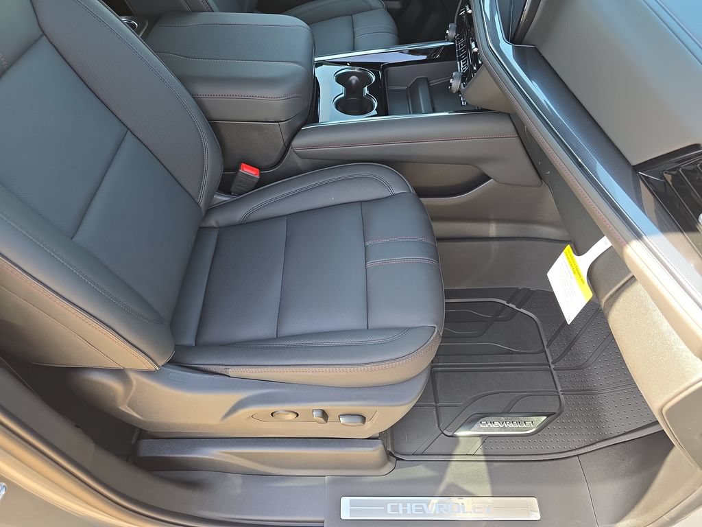 New 2026 Chevrolet Tahoe RST w/ Advanced Technology Package AWD/4WD image 10