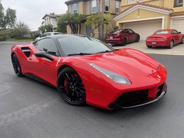 Used 2018 Ferrari 488 GTB RWD image 1