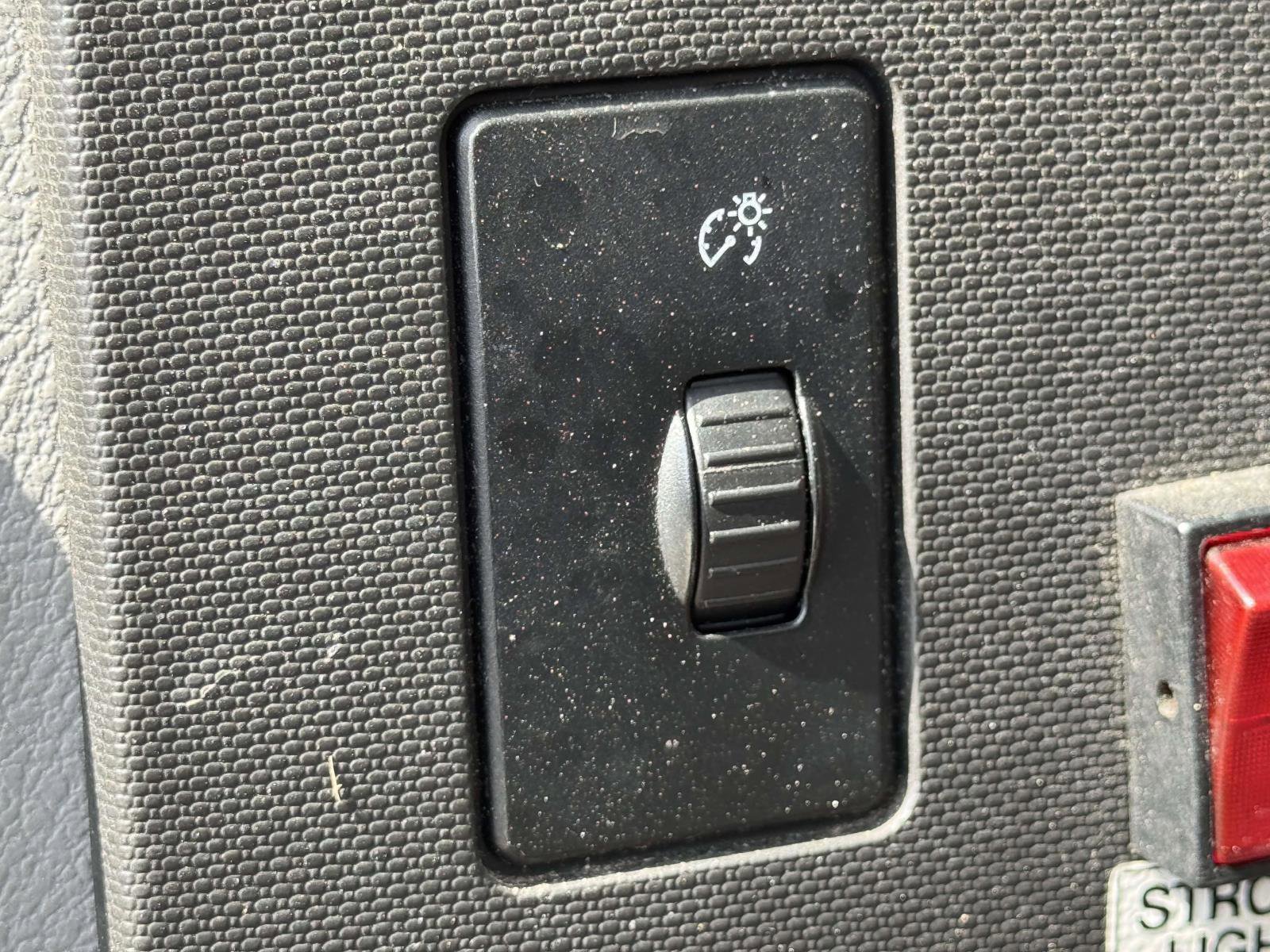 Used 2013 Ford E-150 and Econoline 150 w/ PWR Group image 15