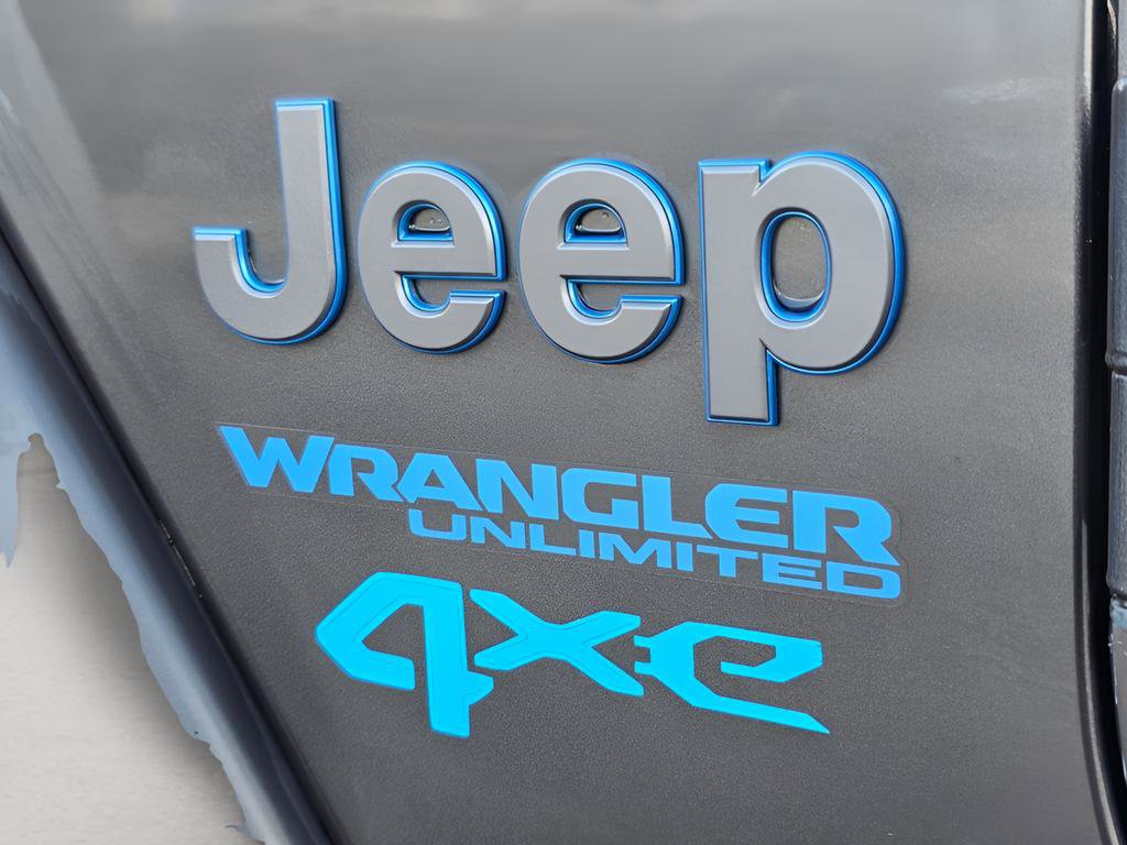 Used 2022 Jeep Wrangler Unlimited Rubicon 4xe image 13