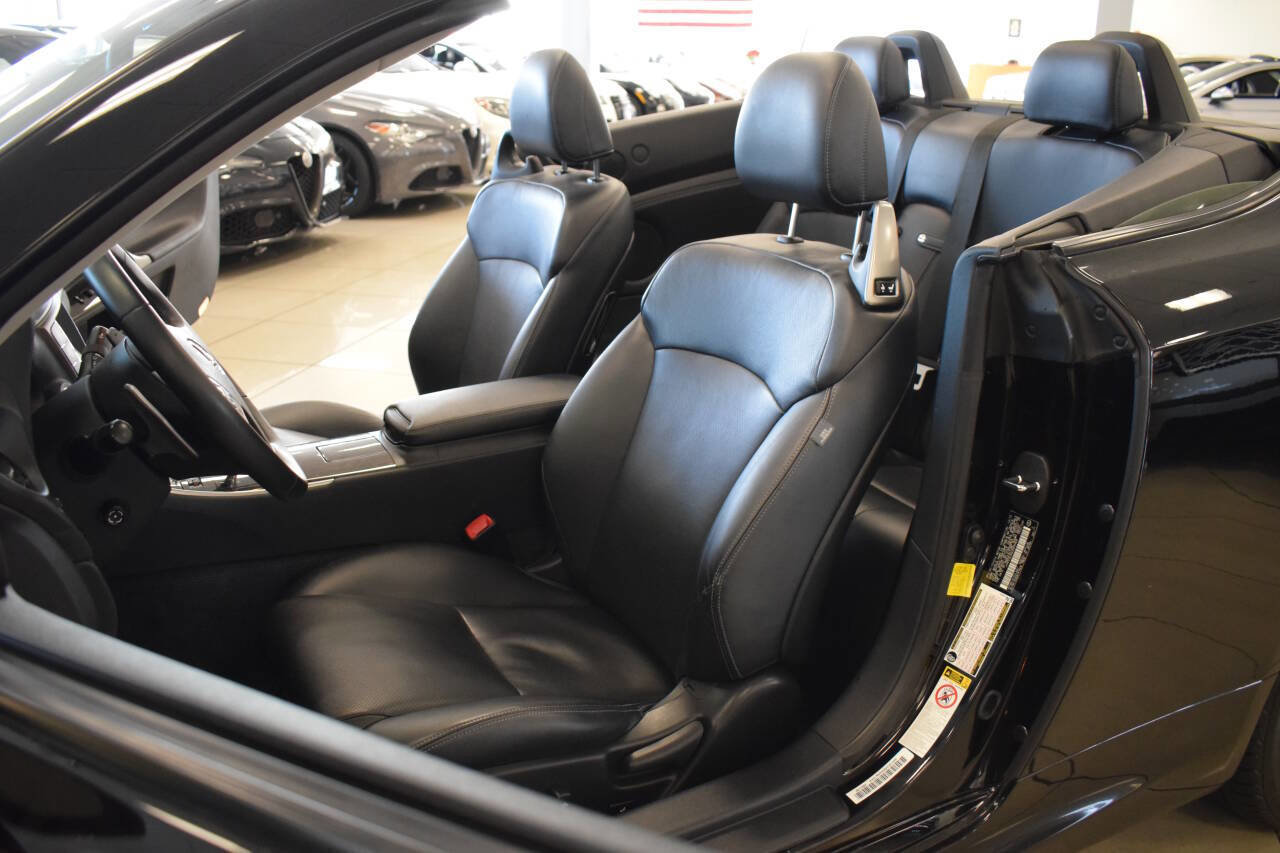 Used 2013 Lexus IS 350C Base 2dr Convertible w/ Luxury Pkg image 55
