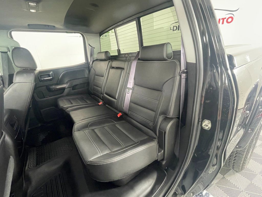Used 2016 GMC Sierra 2500 Denali w/ Duramax Plus Package AWD/4WD image 27