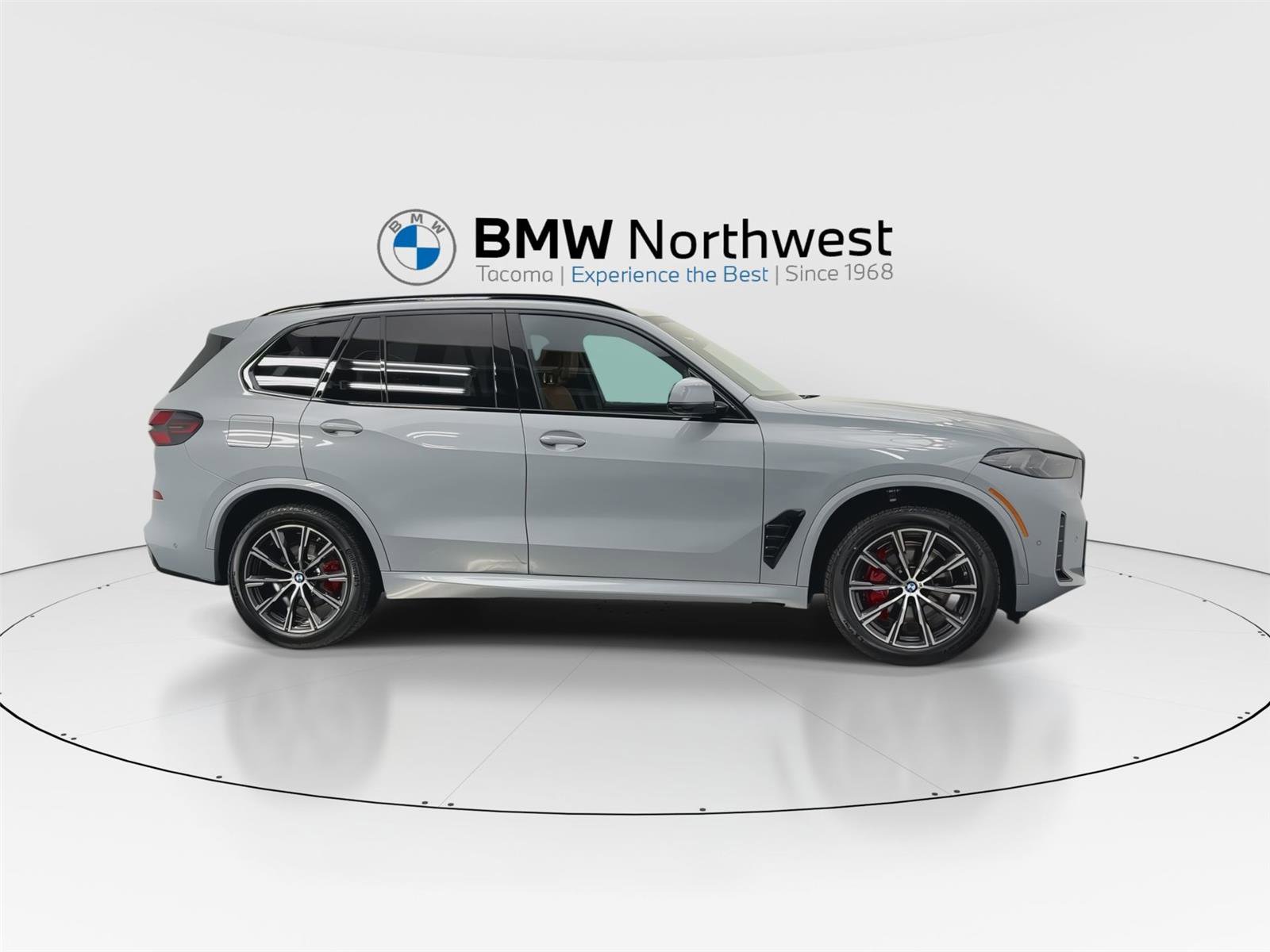 New 2026 BMW X5 xDrive40i w/ M Sport Package image 5