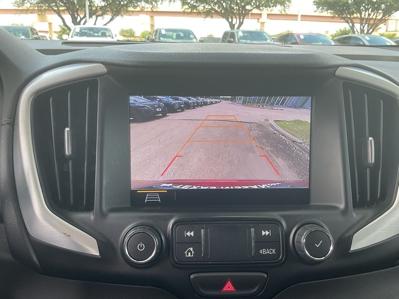 Used 2019 GMC Terrain SLT w/ Preferred Package FWD image 28